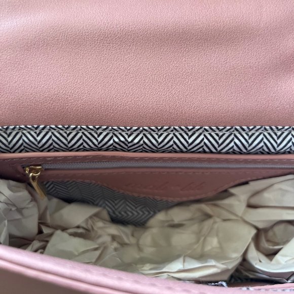 MALI + LILI VEGAN SUEDE MINI ME BLUSH PINK SUEDE CROSSBODY   NWT - Picture 4 of 8